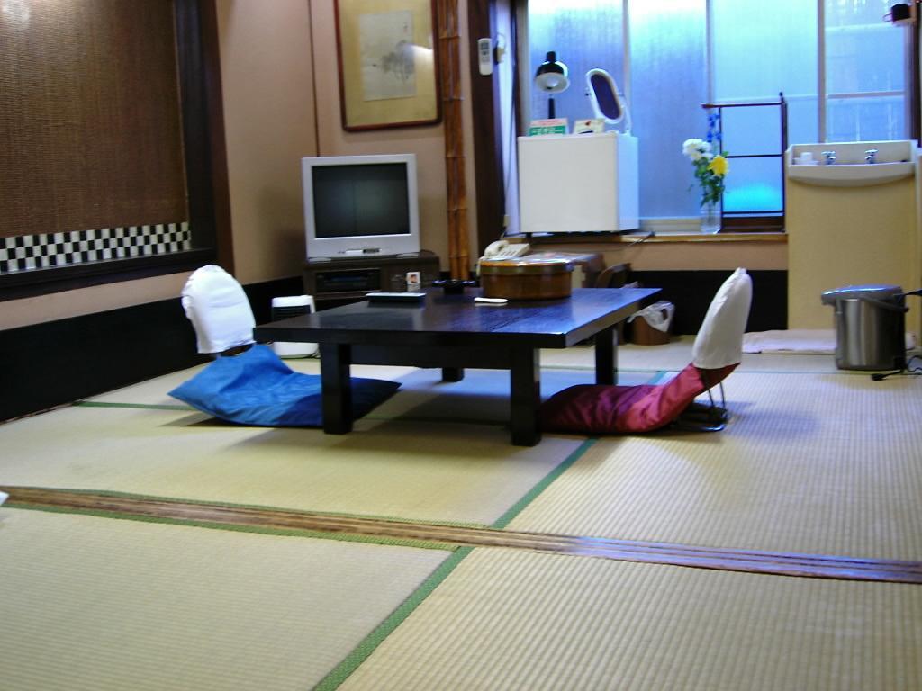 Komecho Ryokan Imabari Railway Station Zimmer foto